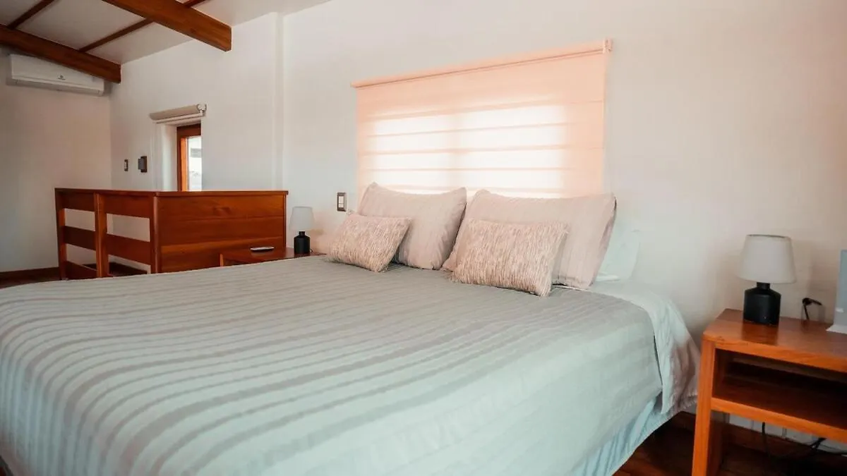 Villa Nautica Puerto Ayora