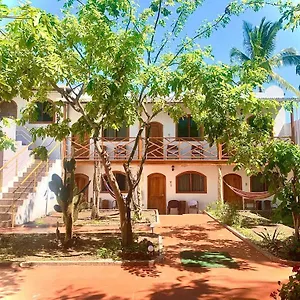 White House Galapagos Hostal